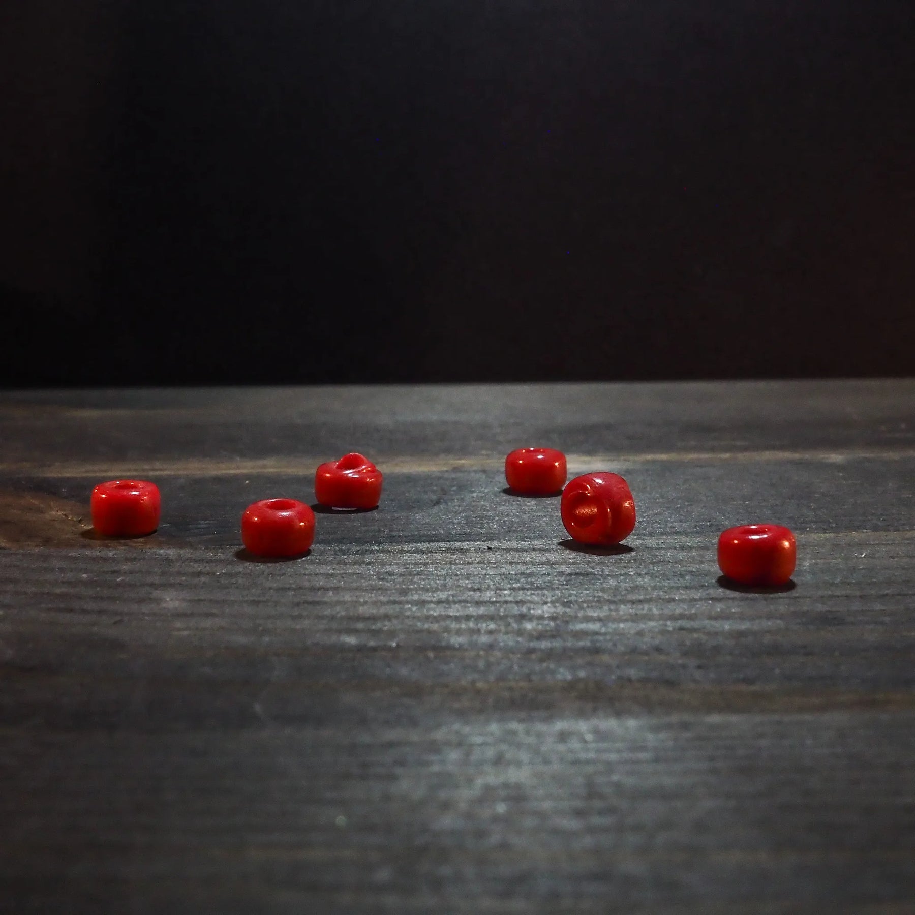 Red glass bead