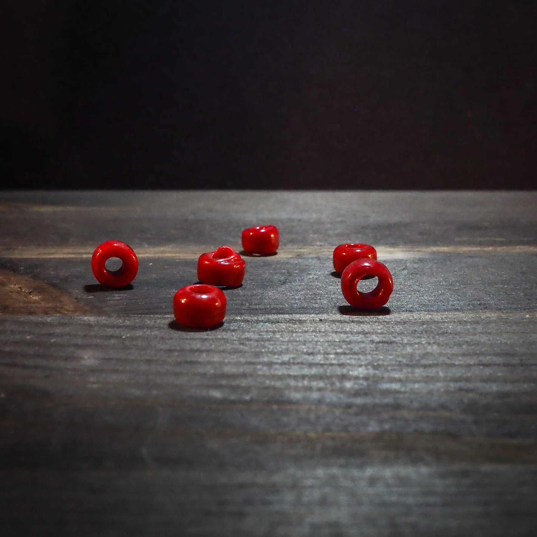 Red glass bead