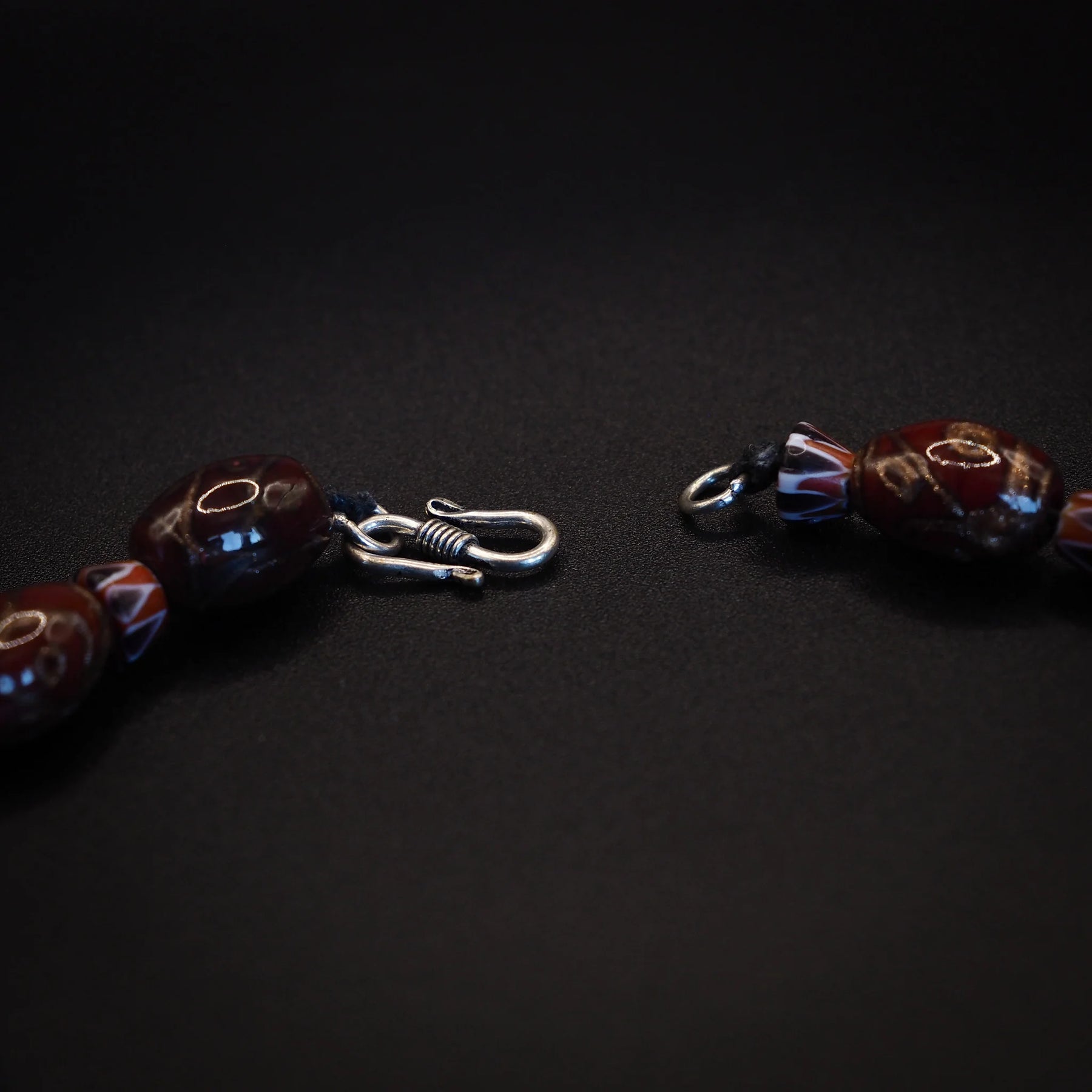 Necklace s-hook lock