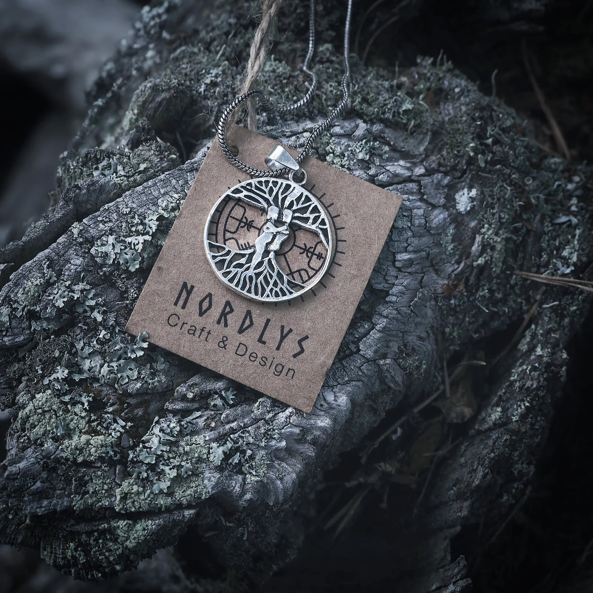 Amulet, Ask and Embla from the tree of life, small.