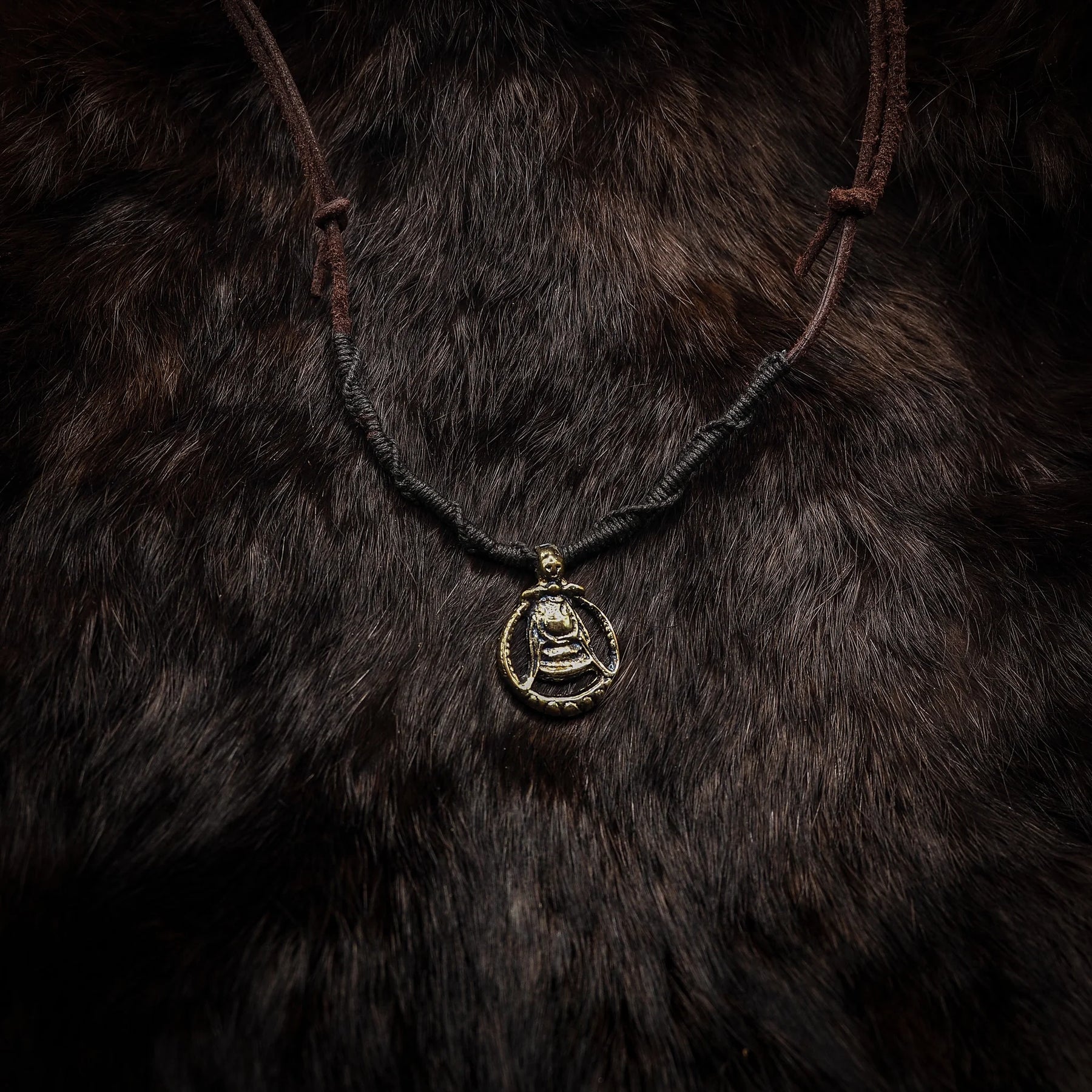 Halskjede Freya symbol