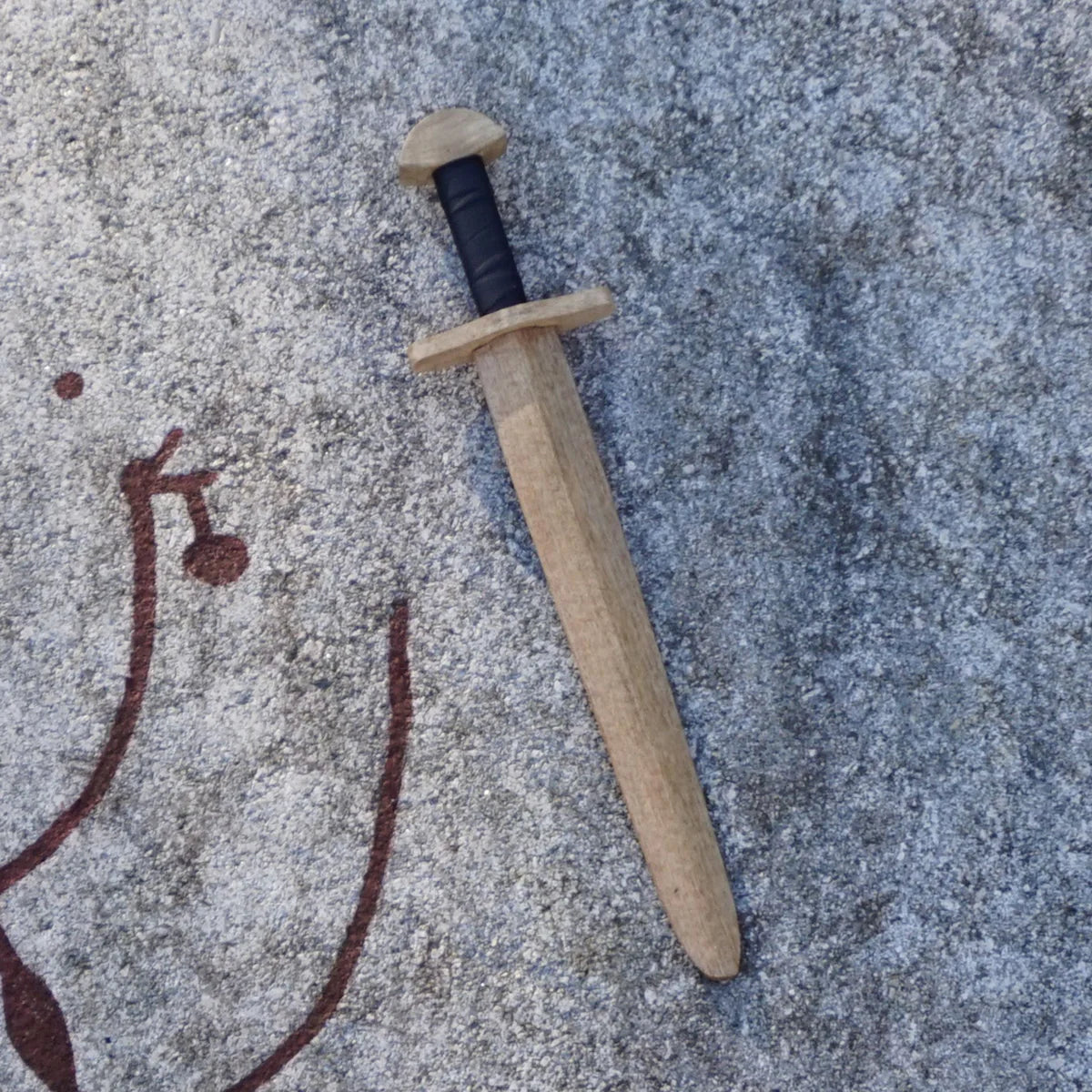 Träsvärd krigare, trä.