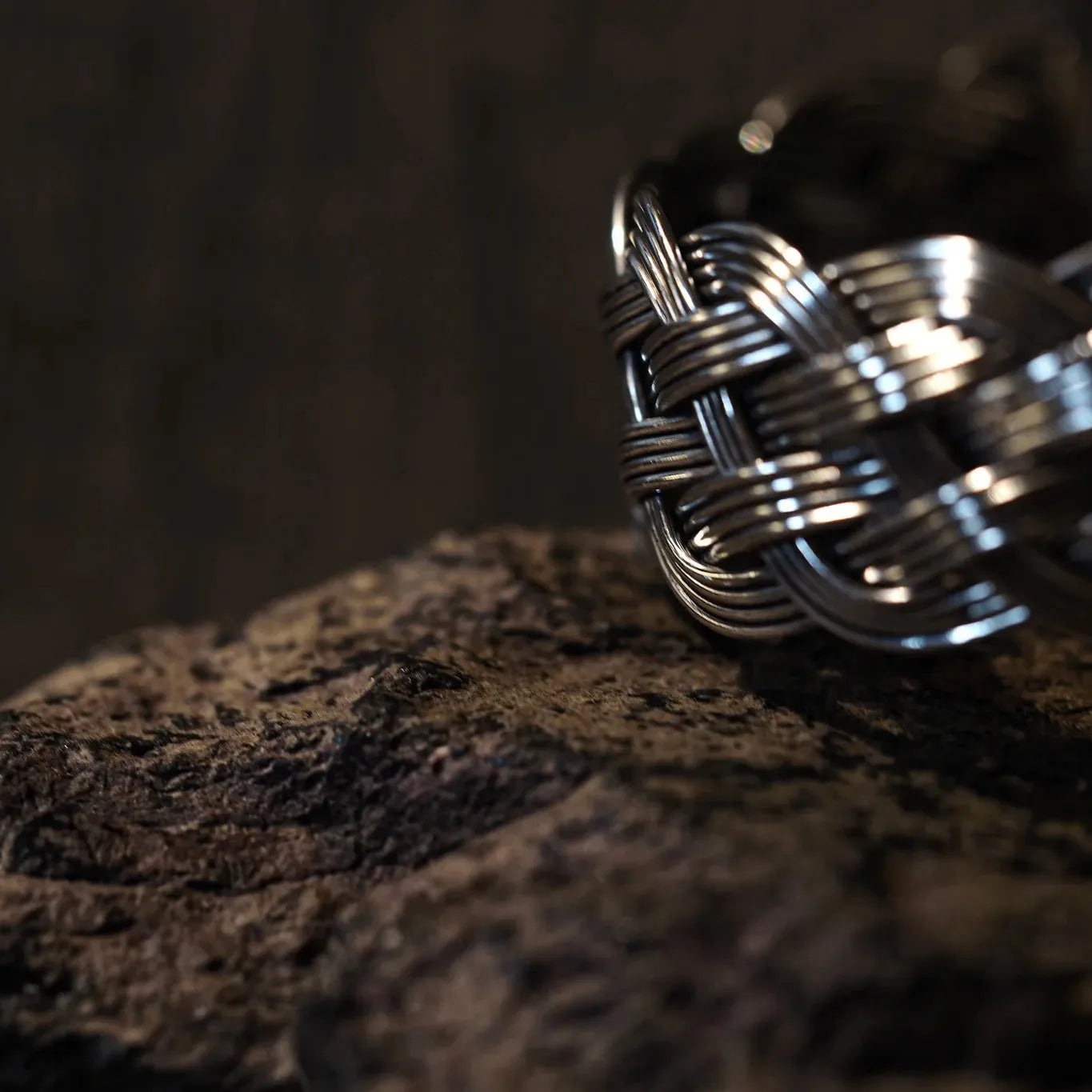 Valve flettet armbånd
