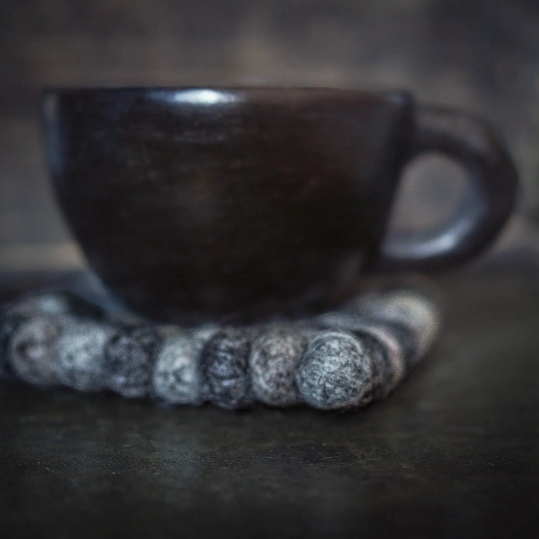 Tovat underlägg till muggar och glas