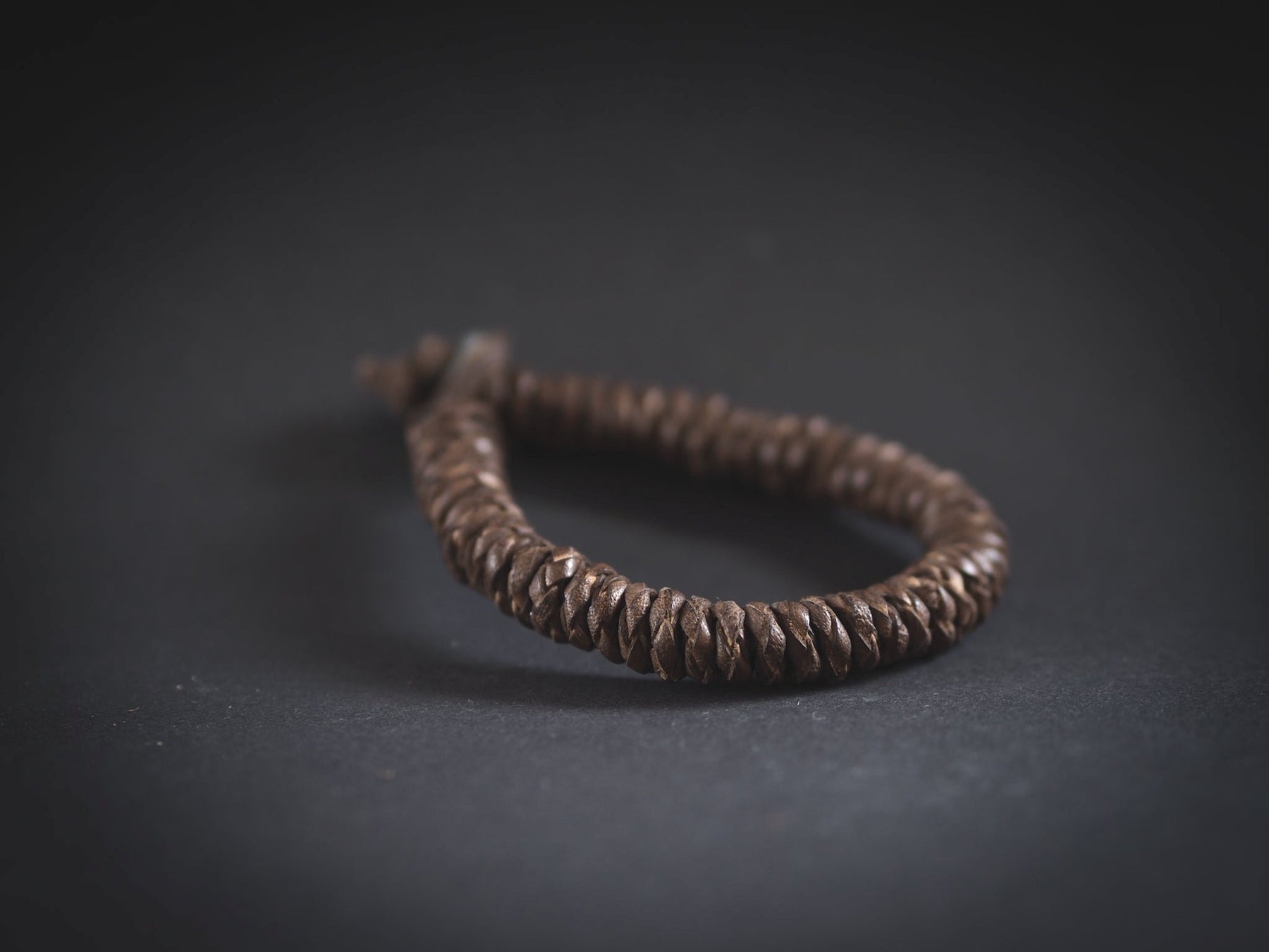 Brokkbrunt armbånd