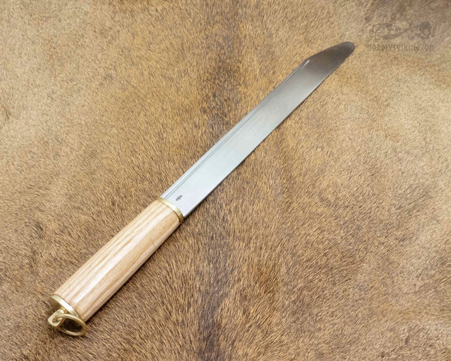 Vikinga sax, brittiska öarna. Bluntad egg.