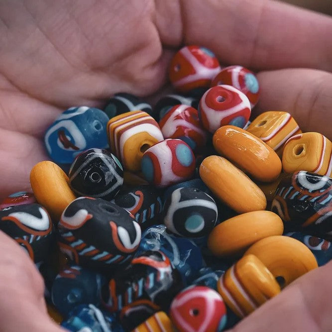 Glaspärlor, vikingatidens sportbil eller smågodis?