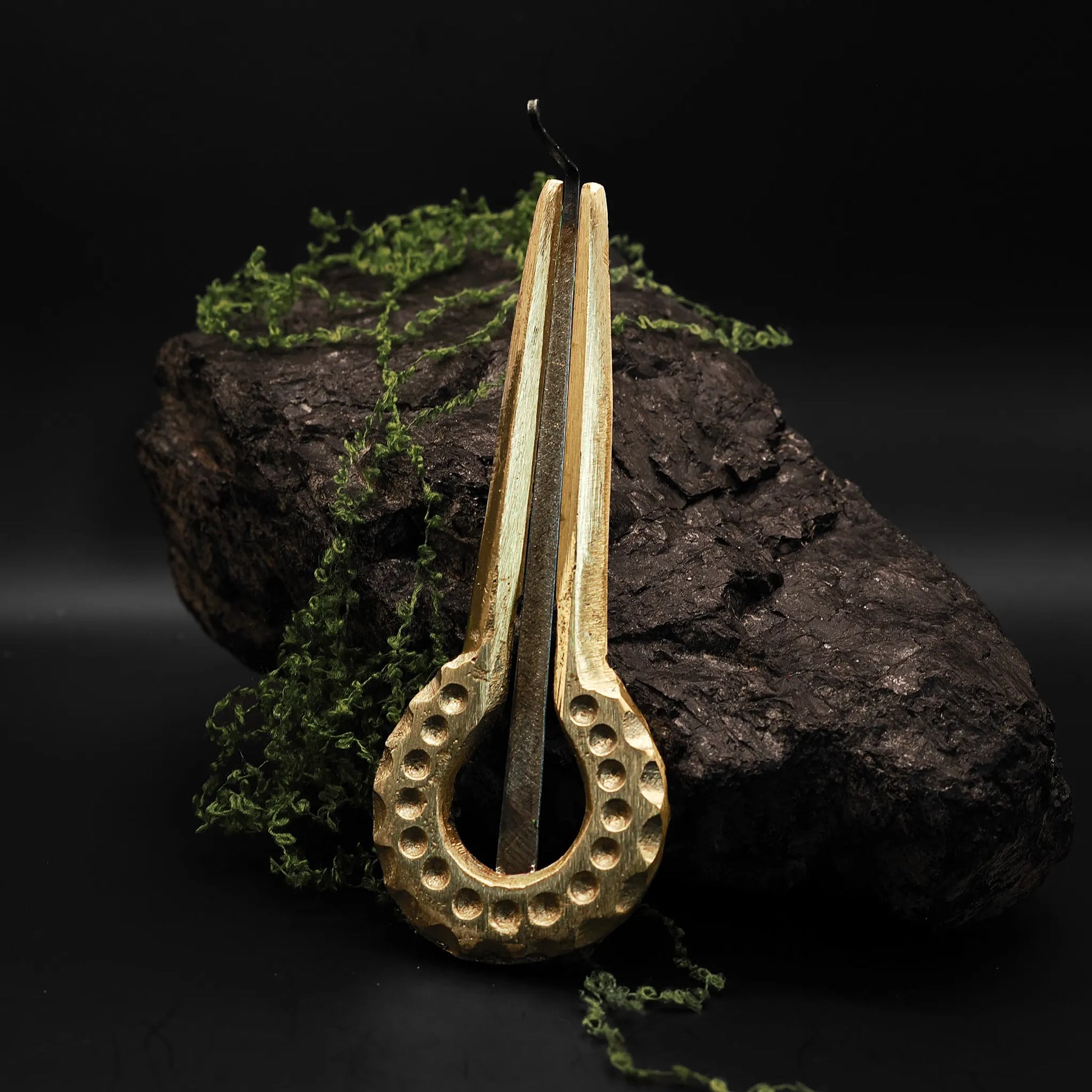 Mungiga med låda - Stämd