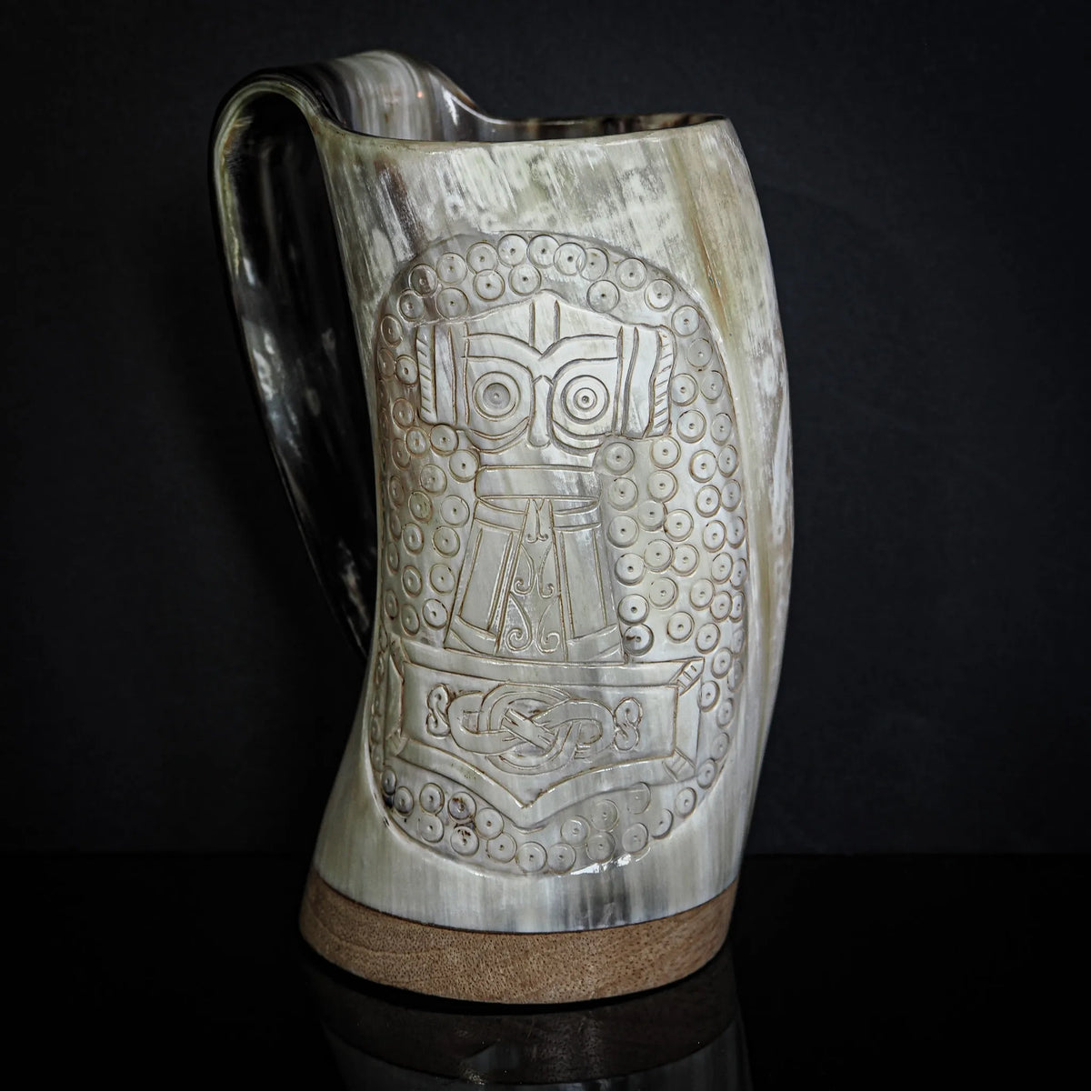 Handmade horn mug, Hammer of Thor   09310040