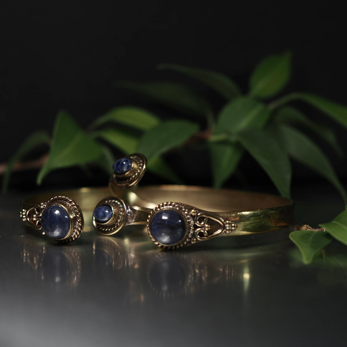 Idun gåvoset Lapis lazuli