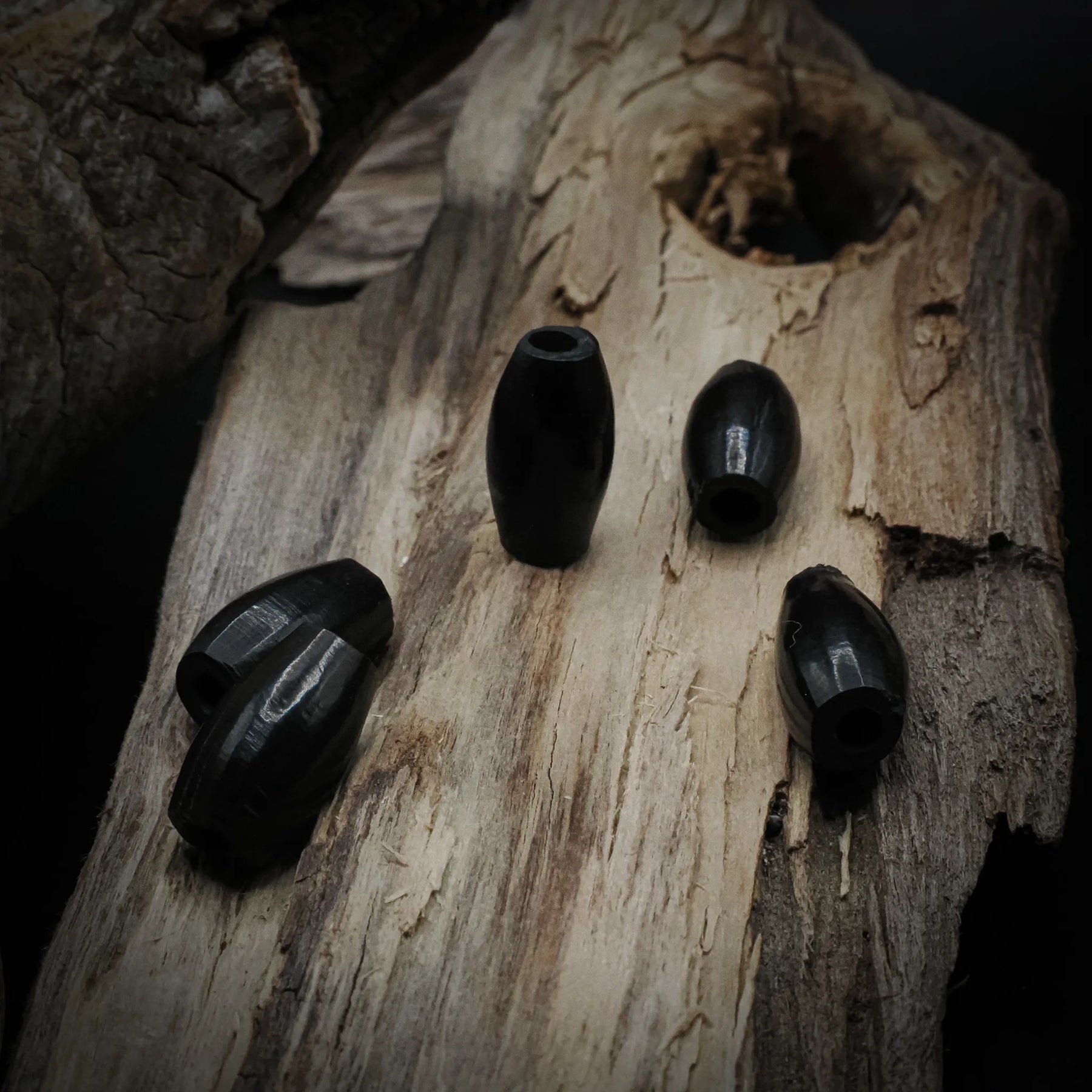 Black horn bead, Kiev