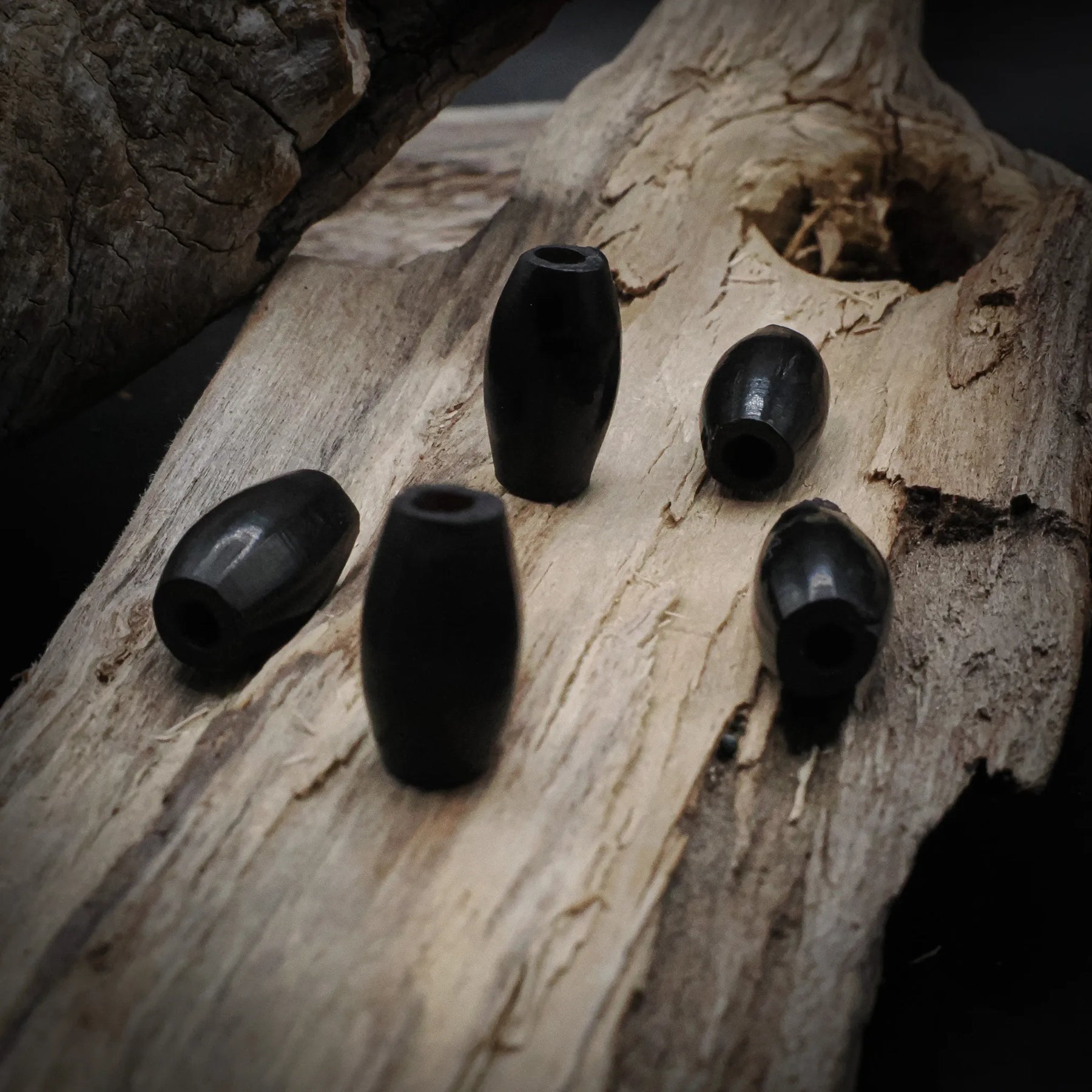 Black horn bead, Kiev