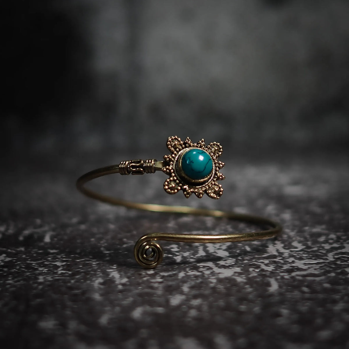 Bracelet Square, with semi-precious stone