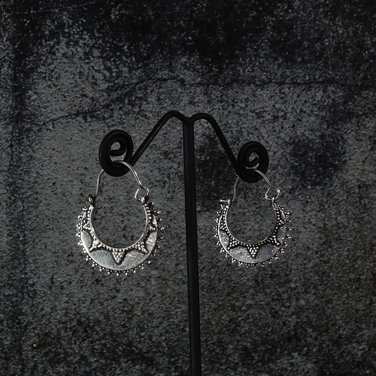 Moon symbol earrings (large)