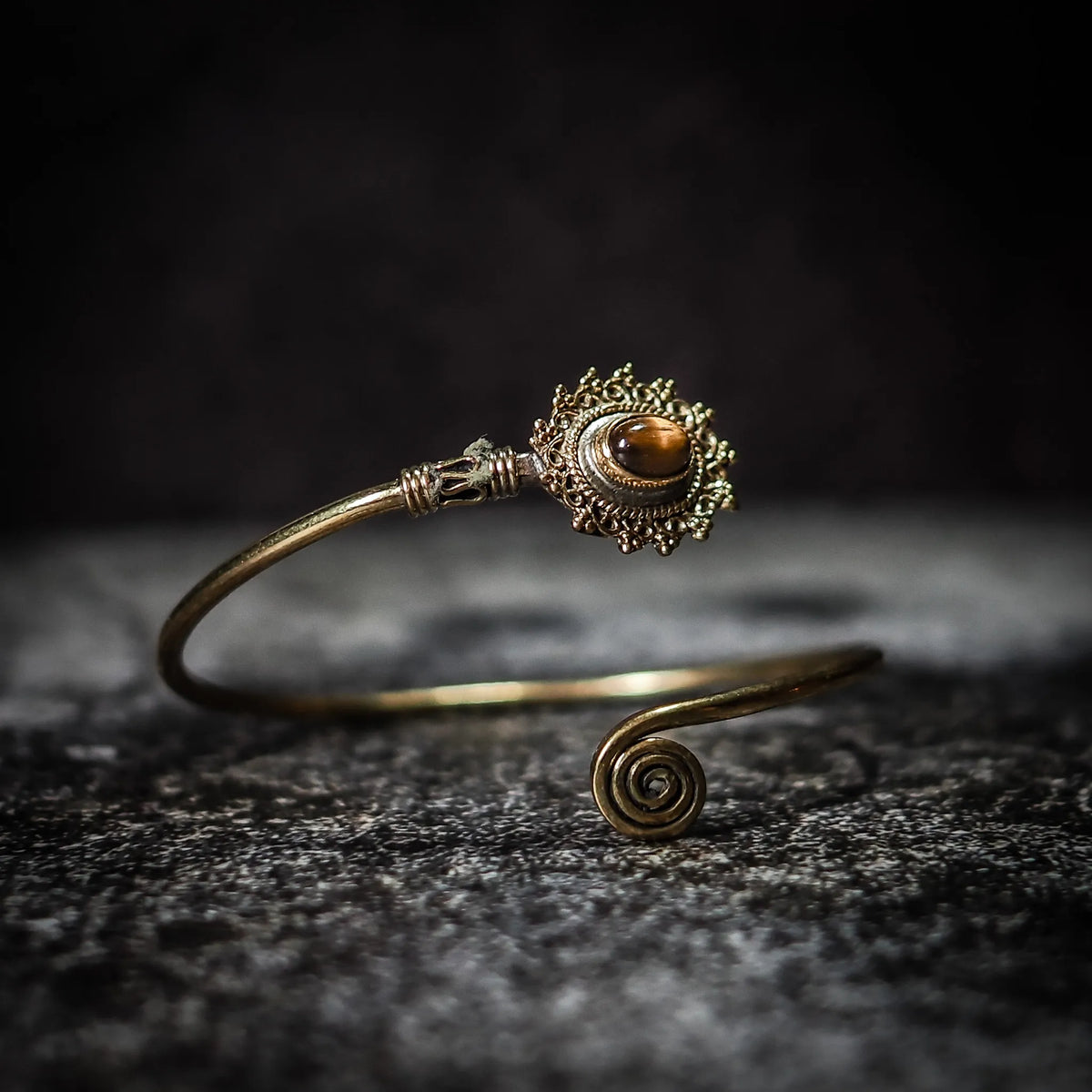 Bracelet Oval, with semi-precious stones