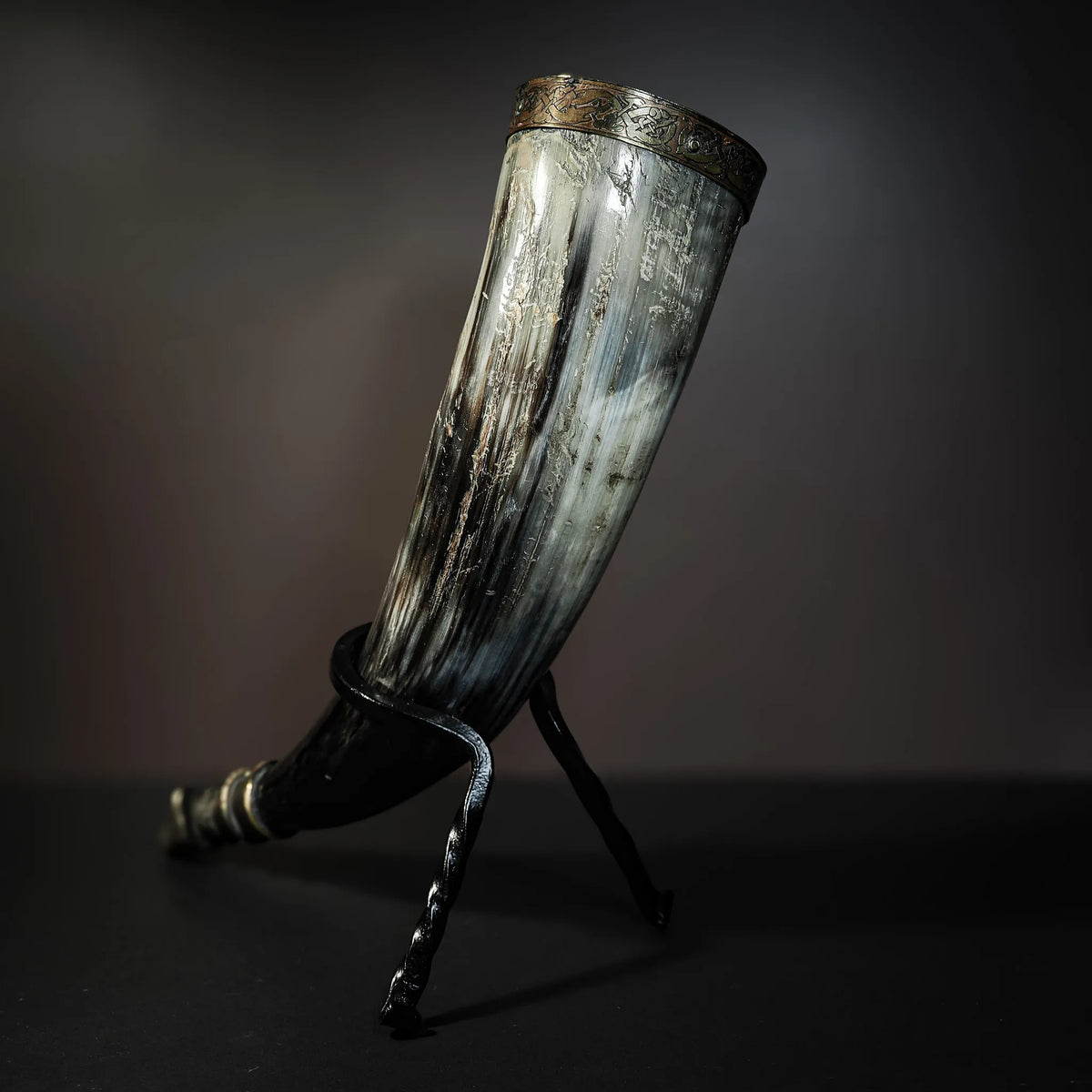 Drikkehorn Bæreveske med hornstativ