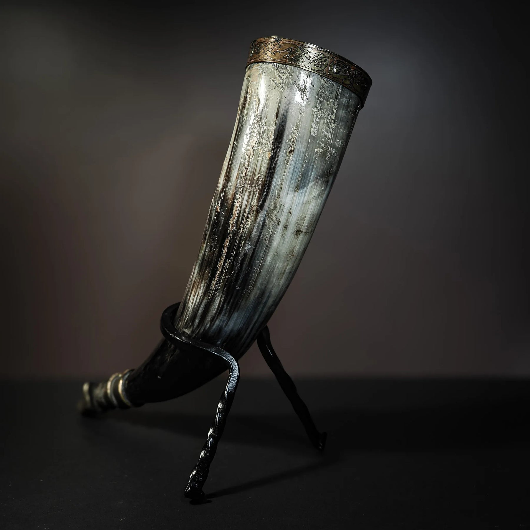 Drikkehorn Bæreveske med hornstativ