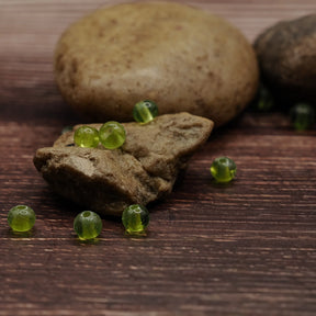 Ljusgrön glaspärla