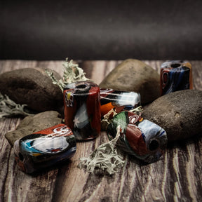 Cylinderformad, flerfärgad mosaikpärla i glas