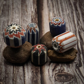 Pärlmix glaspärlor med mönster