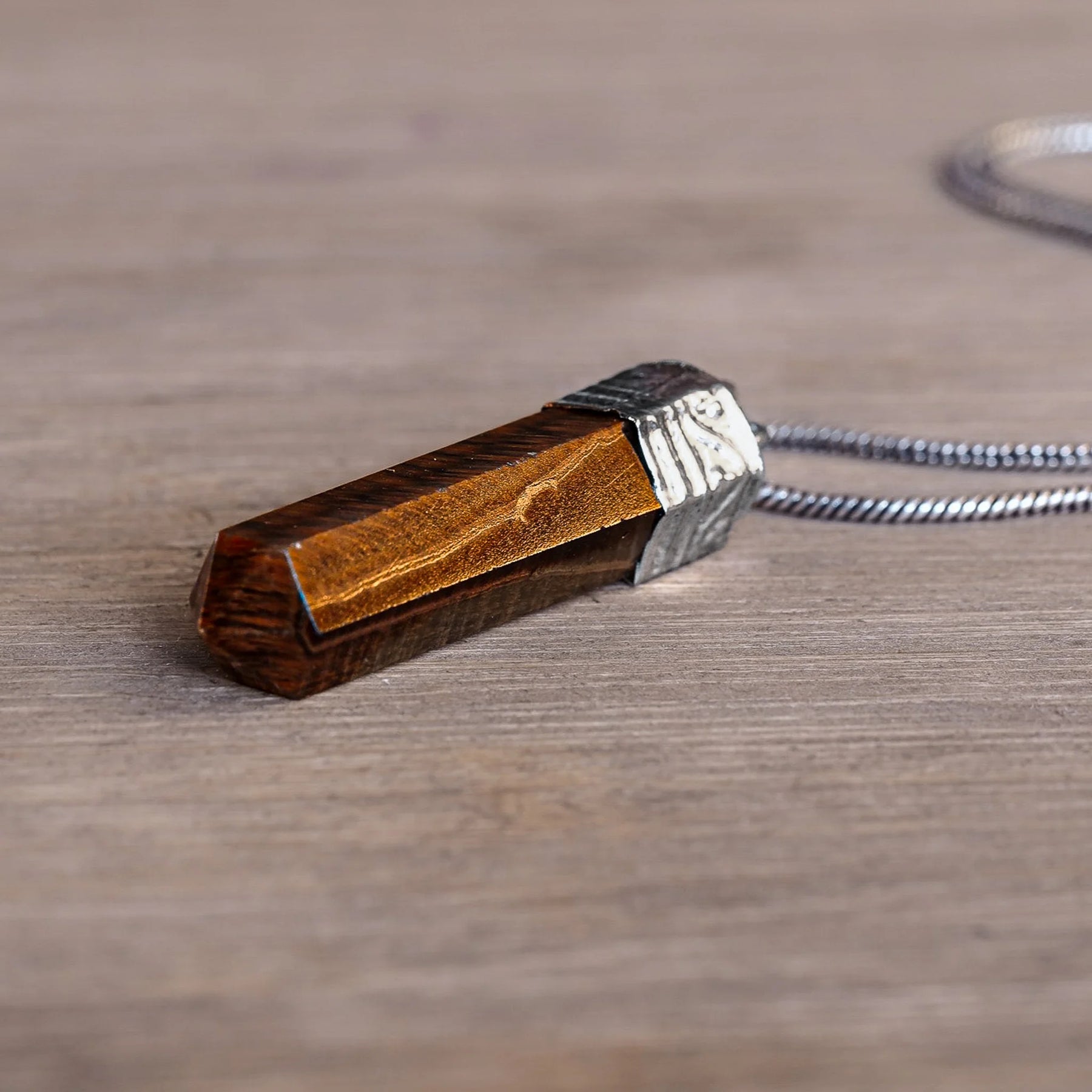 Stone pendant, Tiger eye