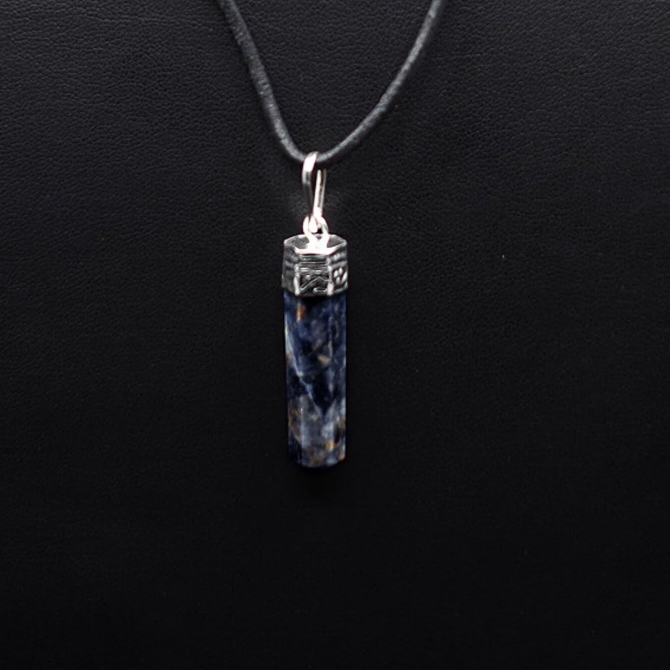 Steinanheng, Lapis lazuli