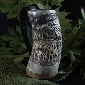 Handsnidad hornmugg, Hugin och Munin