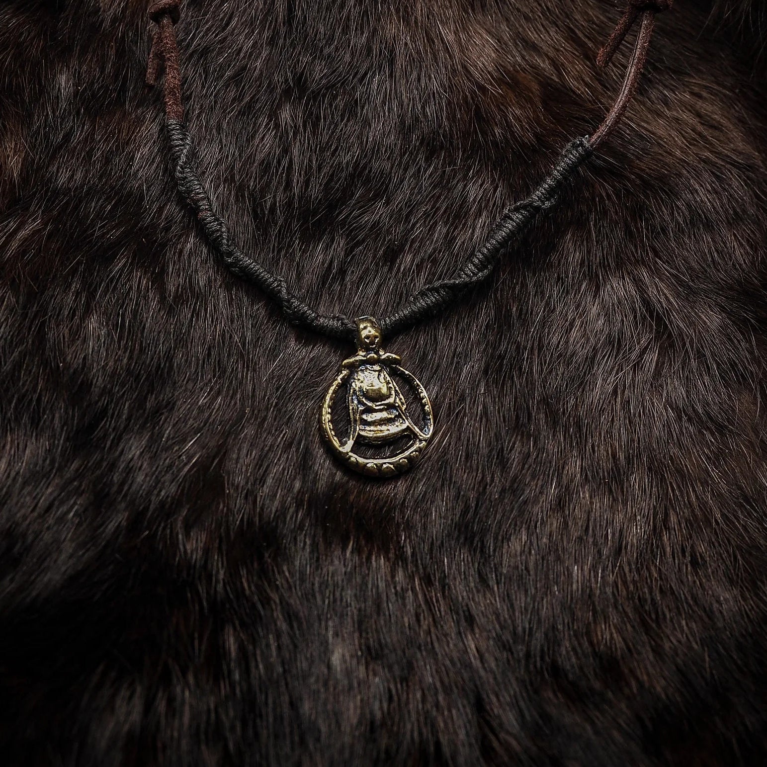 Freya symbol necklace
