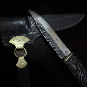 Kniv med varghuvud