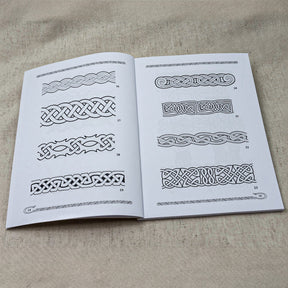 Viking and Slavic Ornamental Design – oppslag med nummererte flettemønstre