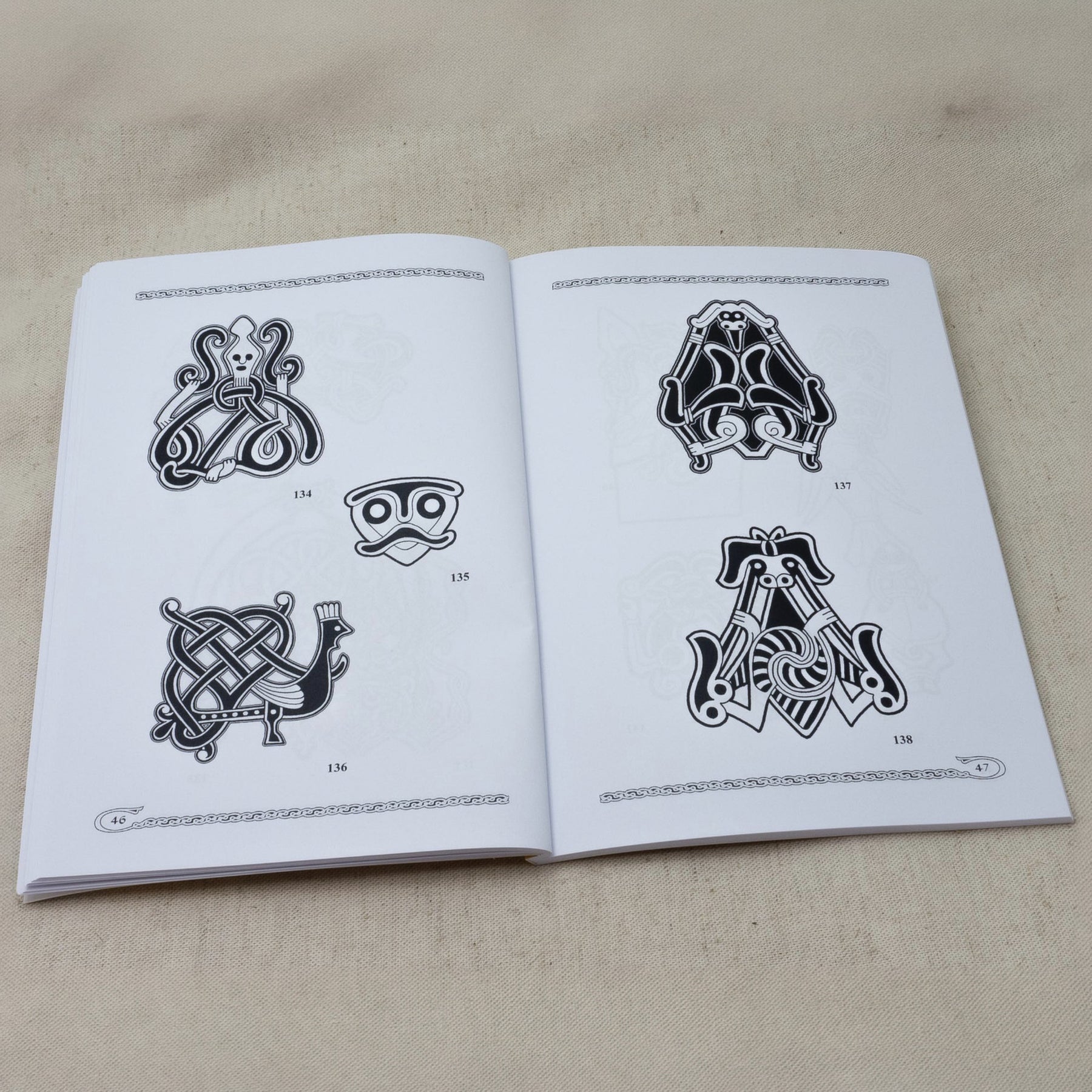 Viking og slavisk pryddesign Vol. 2