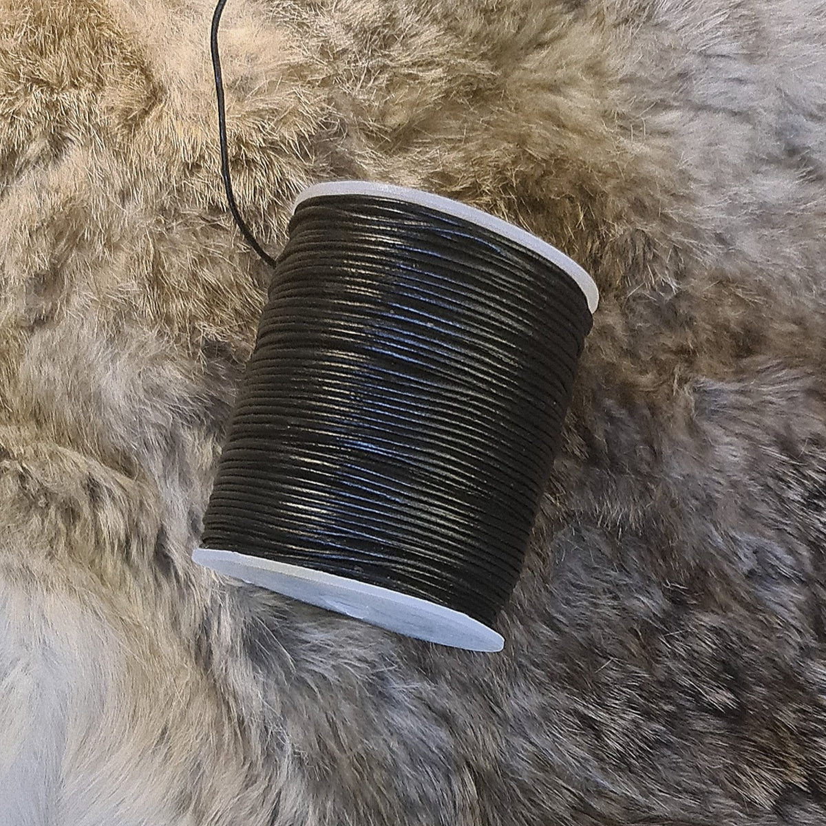 Leather cord black, 1mm, 50 metres