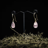 Earrings with drop shape