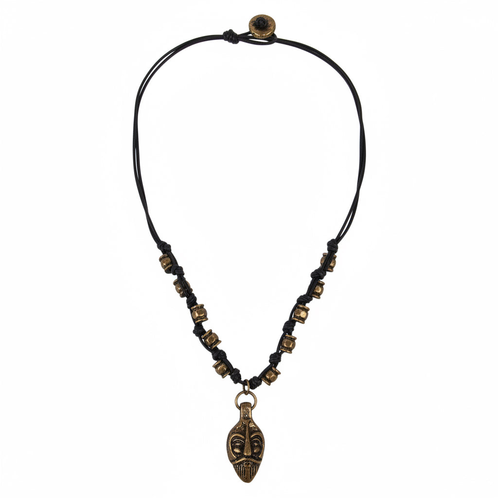 Odin halsband med gudamask i brons på svart läderband med bronsöglor, studiofoto