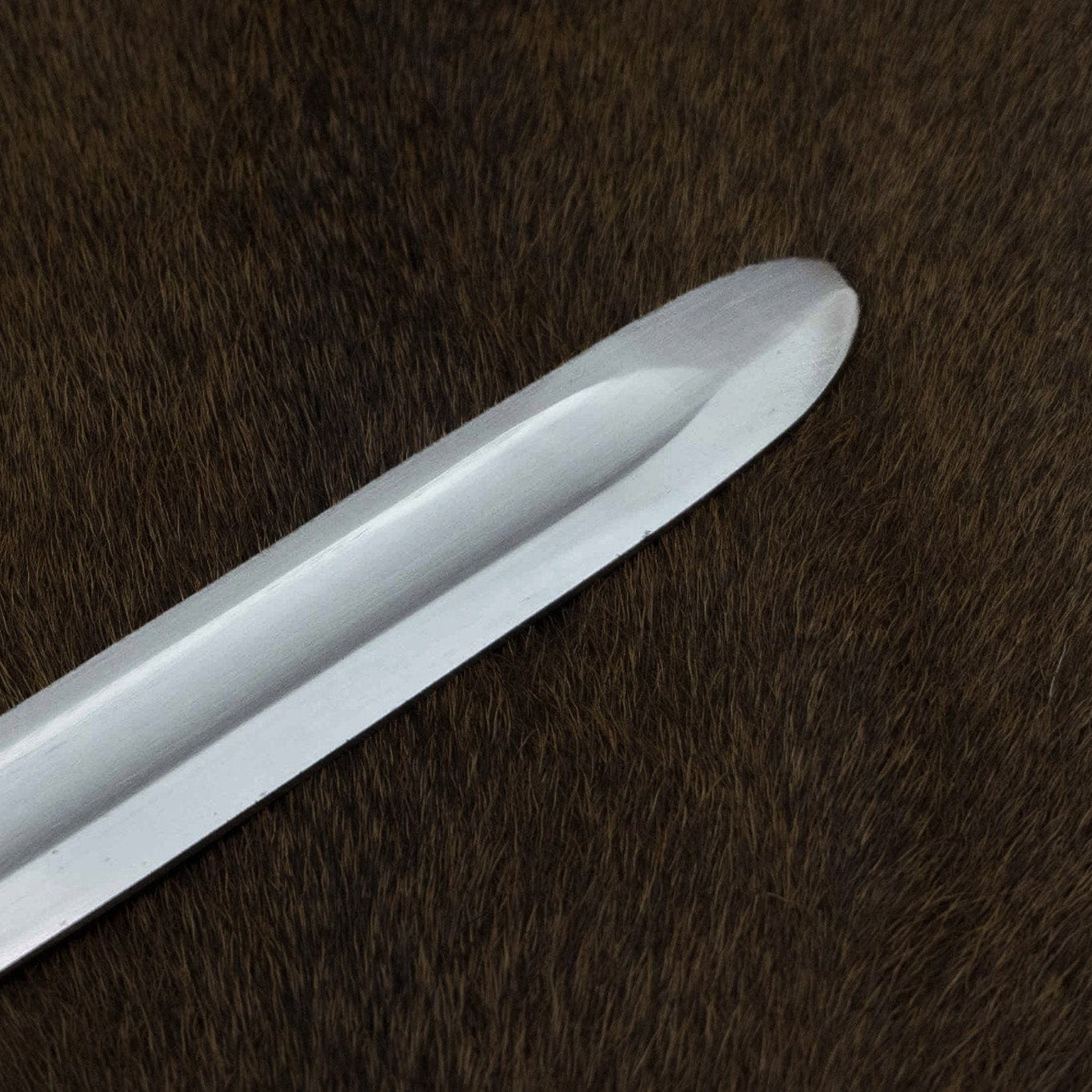 Viking scissors, Gotland. Blunt edge